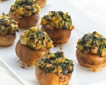 Mushrooms Stuffed with Bacon and Spinach