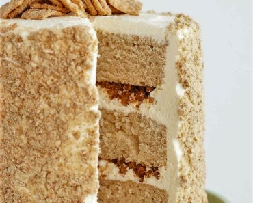 Cinnamon Toast Crunch Cake (When Breakfast Cereal Became Cake)